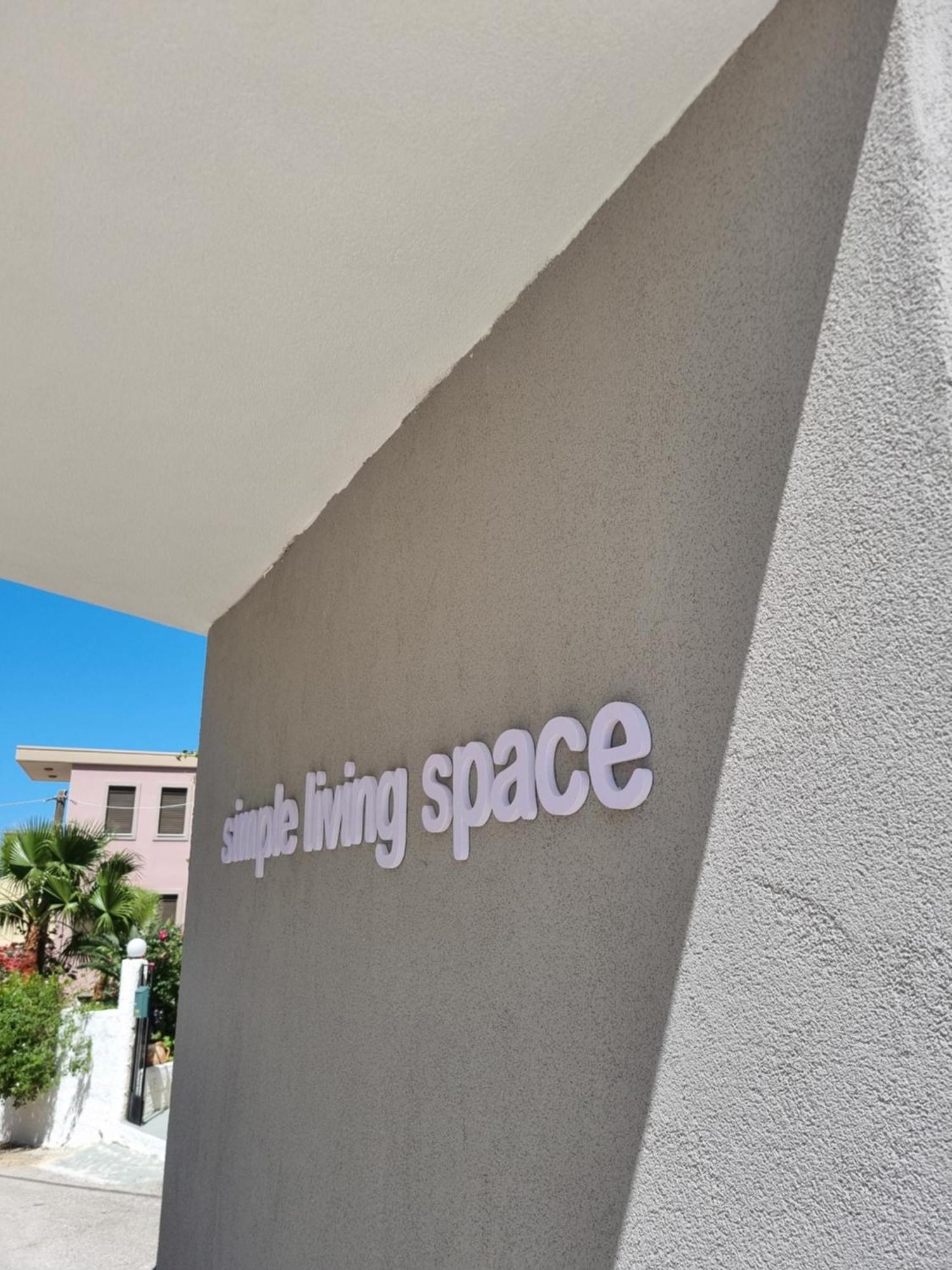 Eloque Simple Living Space カト・ダラトソ エクステリア 写真