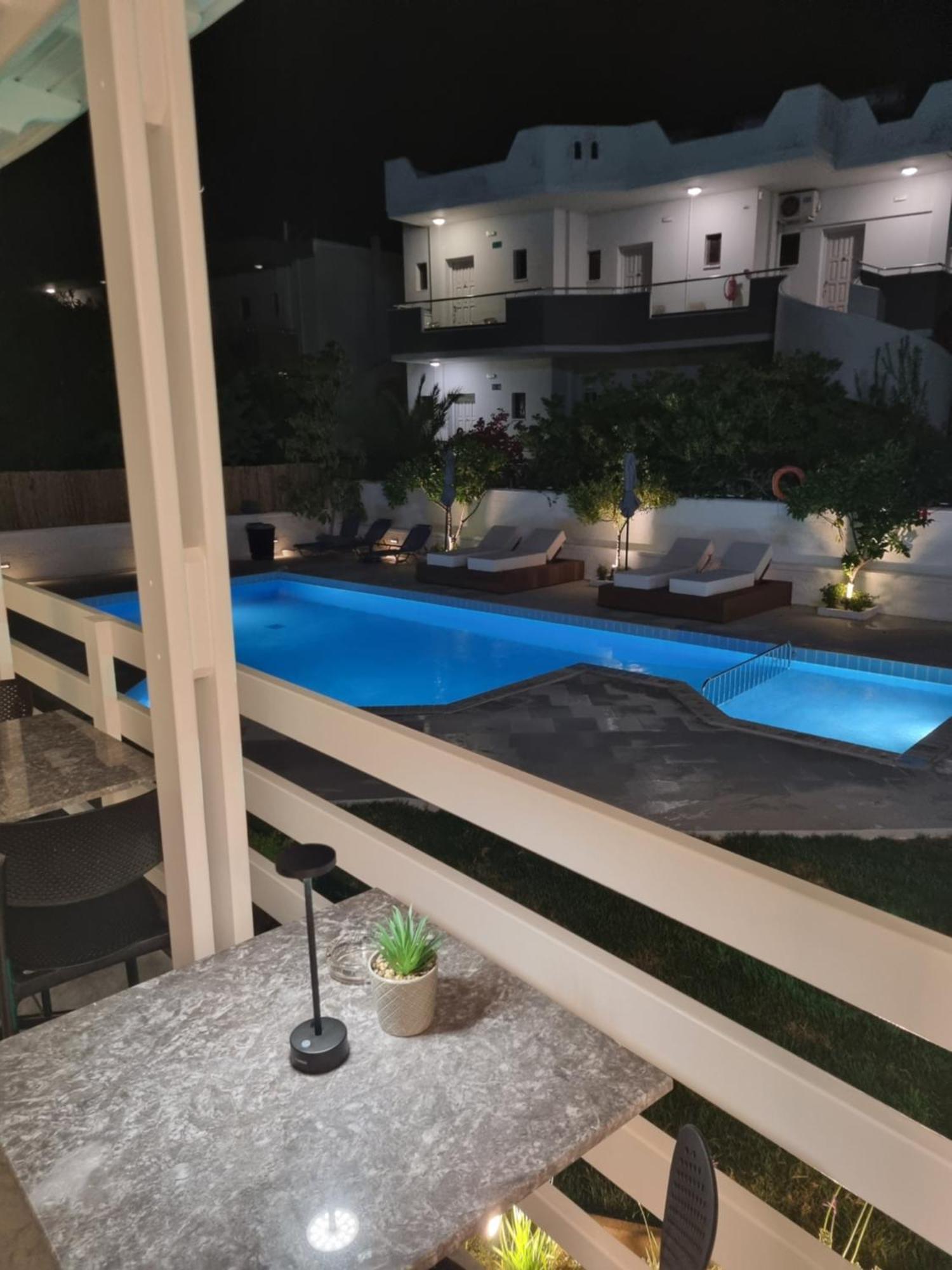 Eloque Simple Living Space カト・ダラトソ エクステリア 写真